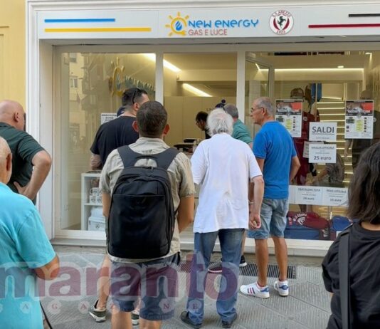 Primo giorno di abbonamenti. Tribuna laterale e curva sud i settori più richiesti. Info e prezzi