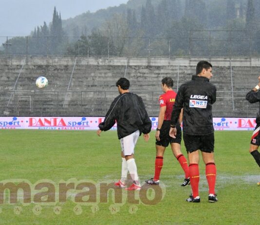 Pioggia battente, campo impraticabile. La partita con il Terranuova rinviata dopo 4 minuti