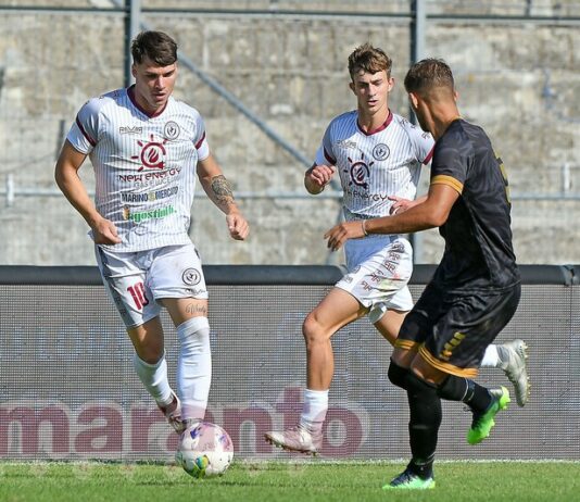 Arezzo, appuntamento con la storia. Assalto alla sesta vittoria di fila. Più di duemila allo stadio