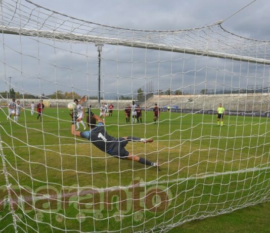 L’Arezzo sbaglia tutto, il Ponsacco ringrazia. Prima sconfitta stagionale per Indiani