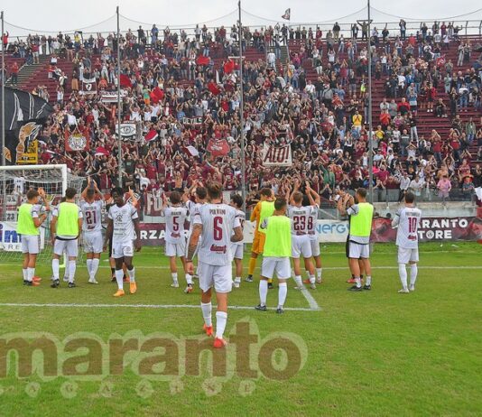 Le armi dell’Arezzo non finiscono mai. Un altro gol dalla panchina, un altro 1-0. Cresce la fiducia