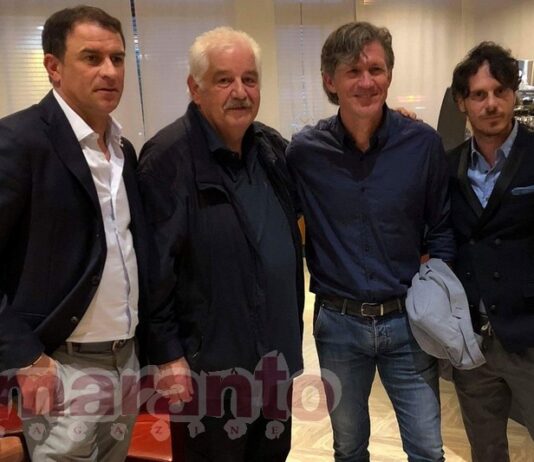 Addio a Giorgio Sassoli. I fiori, la cucina e i colori amaranto tra gli amori della sua vita