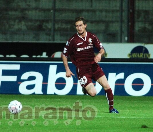 Ladri a casa di Floro Flores. Rubati contanti, gioielli e accessori di lusso