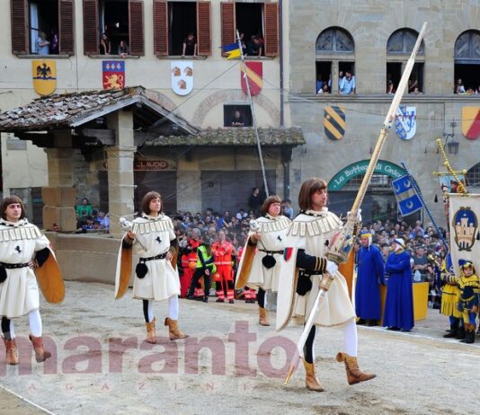 La lancia d’oro di settembre sarà colorata di amaranto. Ufficiale la dedica per il centenario
