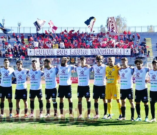 Grazie ragazzi! Una giornata storica a Livorno. L’Arezzo vince 4-0 e vola a +7 sulla Pianese