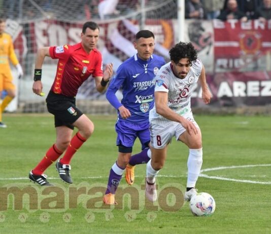 L’Arezzo stavolta non sfonda, con l’Ostiamare è solo 0-0. Tanti errori, palo di Cantisani, nessun gol