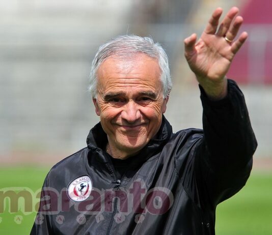 E’ arrivato, ha allenato, ha vinto. Ufficiale la separazione tra l’Arezzo e Indiani