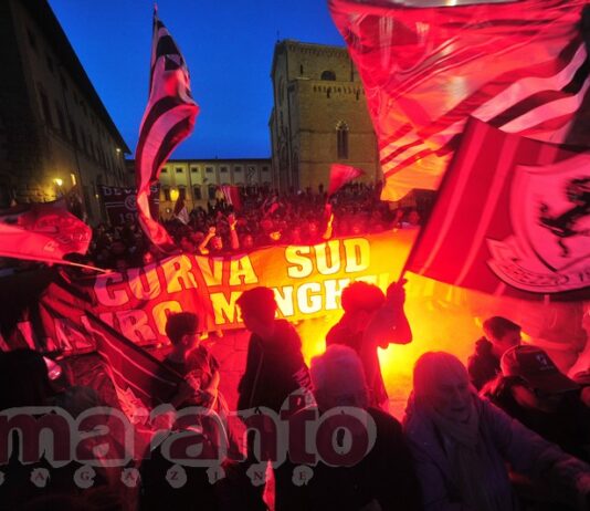 FOTOGALLERY / Festeggiamenti in Comune e in piazza della Libertà