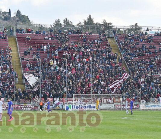 “Identificazione incerta”. Il Tar dell’Umbria revoca la diffida a sei tifosi amaranto