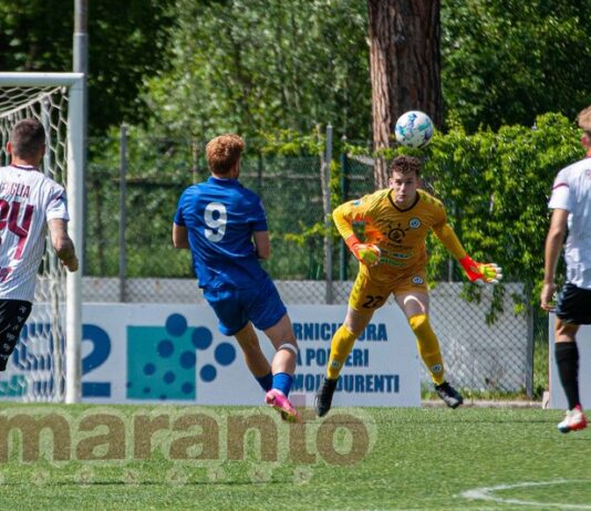Bell’Arezzo a Poggibonsi. Amaranto raggiunti al 91′ dopo i gol di Persichini e Settembrini