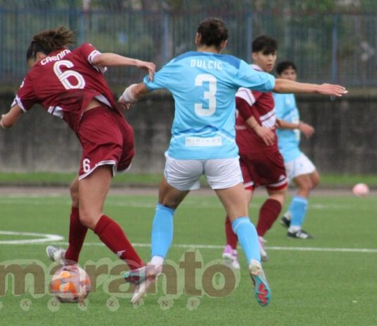 Buon primo tempo, poi il Napoli dilaga. Le amaranto battute 3-0 in casa della capolista