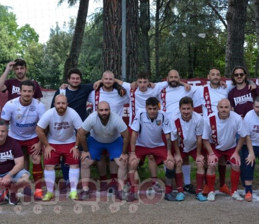 Tifo e solidarietà, la vittoria che vale di più. Mille euro per la Tribù dei Nasi Rossi