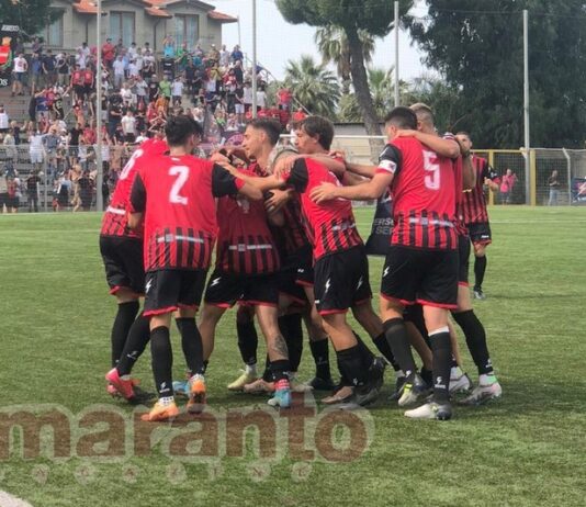 Sestri Levante, colpaccio a Pineto. Il Sorrento ribalta il Lumezzane. Sabato la finalissima