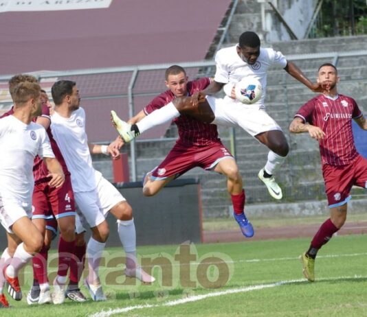 Gambe pesanti e tanto caldo. L’Arezzo va sotto ma vince 3-2 in rimonta. Pattarello il migliore