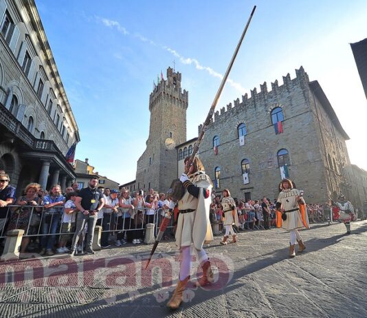 Lancia d’oro dedicata ai cento anni dell’Arezzo. Bando chiuso, presentati 23 bozzetti