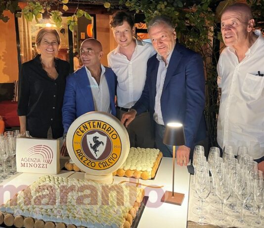 L’agenzia Minozzi e una serata tutta amaranto. Manzo: “Clima bello e sereno, un grande grazie”