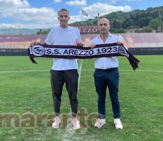 Il terzino Coccia da oggi in amaranto. Mancano soltanto gli ultimi due innesti