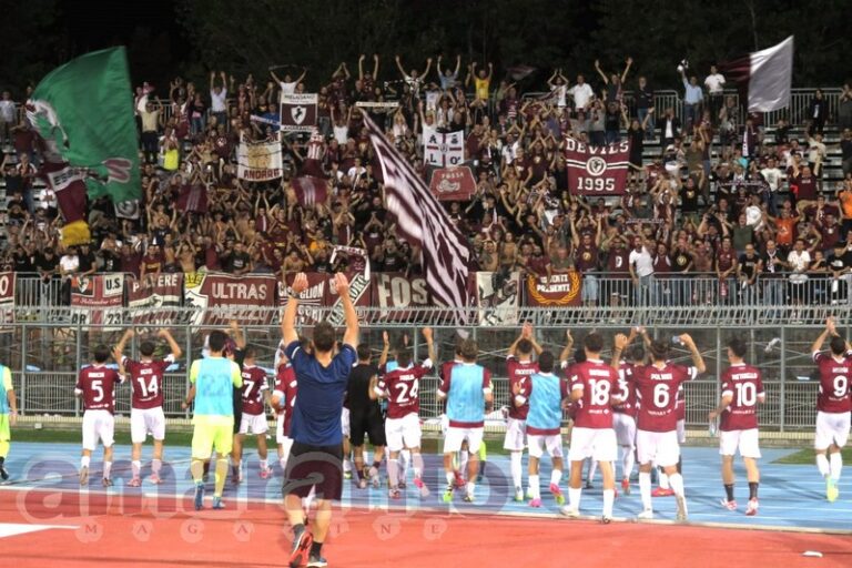 Campionato / Rimini-Arezzo 1-2