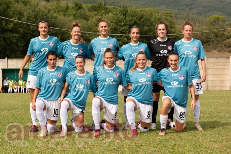 Campionato / Acf Arezzo-Ravenna 3-0