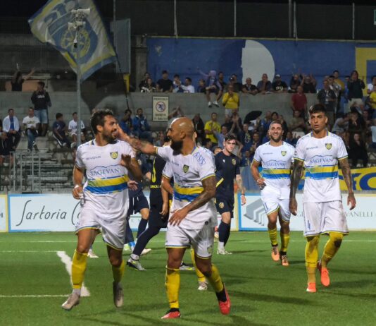 Acquisti mirati, rosa ampia, prova di forza al debutto. E’ una Carrarese che punta in alto