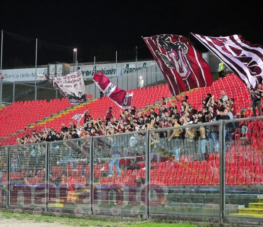 Indagine della procura federale sui tifosi amaranto. La trasferta di Pesaro al vaglio del Casms