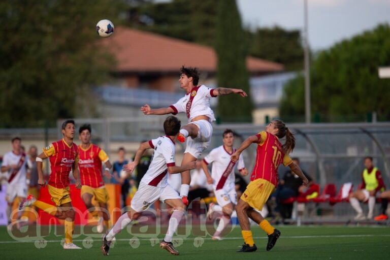 FOTOGALLERY / Serie C / 8a giornata / Recanatese-Arezzo 2-0