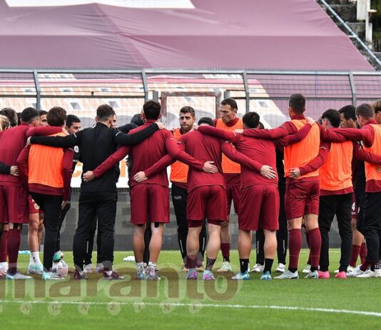 L’Arezzo rassicura: “Fiducia immutata nei nostri obiettivi. Partenza anticipata per Fermo”