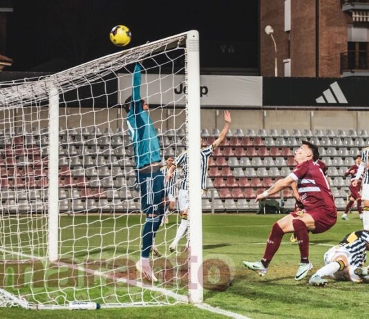 Indolenza fatale, striscioni disattesi, gol a grappoli, indianismo e senso della realtà