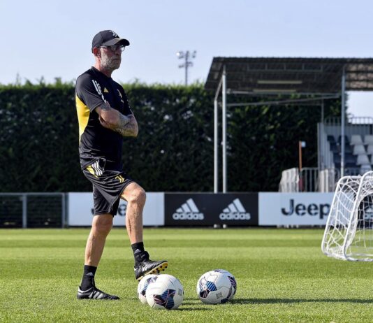 C’è “il rosso” sulla strada dell’Arezzo. Gli anni ruggenti di Mirko Conte in amaranto