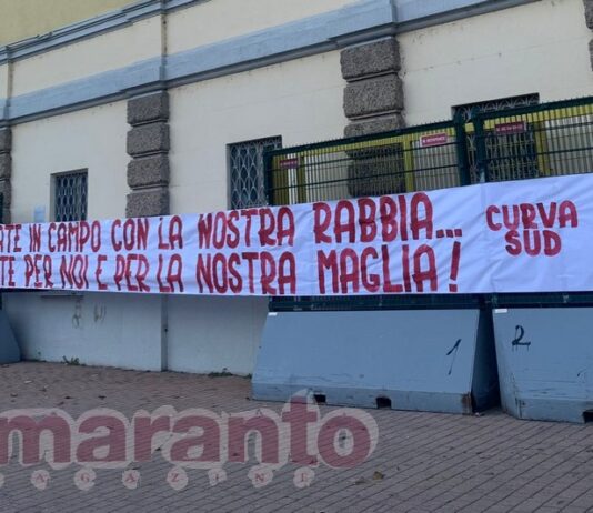 Più di 800 chilometri solo per incitare la squadra. Il gesto d’amore della curva sud