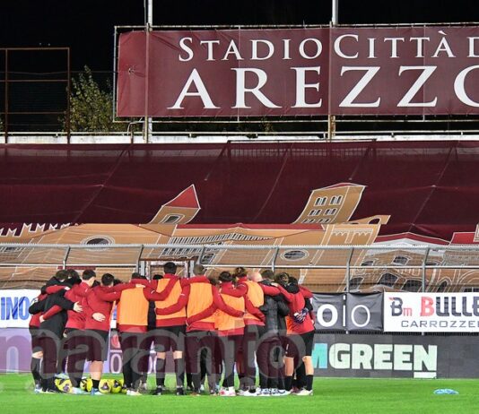 Arezzo, una notte da calcio vero. C’è il Perugia, in cinquemila allo stadio. I dubbi di formazione