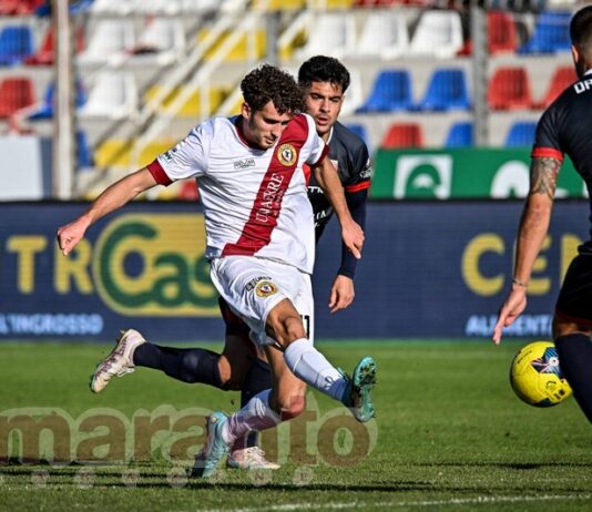 Tre colpi esterni, il gol di Di Vincenzo, l’ultima beffa. I precedenti con la Torres