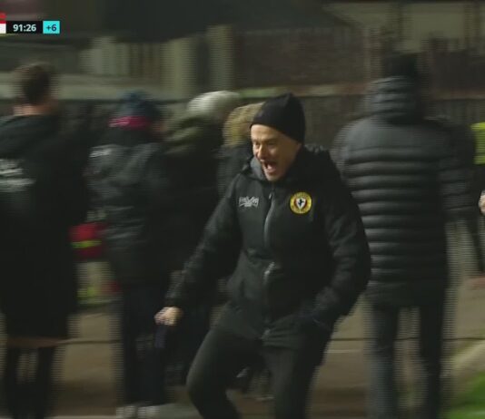 VIDEO / Prestazione convincente e abbracci in panchina. Indiani fa 100 vittorie in serie C