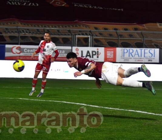 L’Arezzo gioca, diverte e vince. Azione da applausi, gol in tuffo: Pattarello stende il Rimini