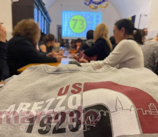 Risate, brindisi e tanti premi in palio per la tombola di Orgoglio Amaranto