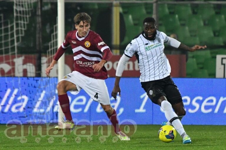 Mawuli arpiona palloni, Gaddini il più ispirato. Guccione non graffia, i subentrati non incidono
