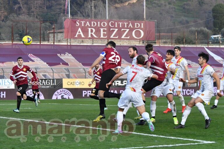 Doppietta e doppia cifra. Gucci rilancia l’Arezzo: Recanatese battuta 2-0