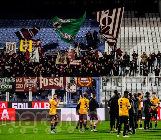 Un uomo in meno e un punto in più, stadio vero, il tesoretto dei giovani, l’ambizione di Indiani