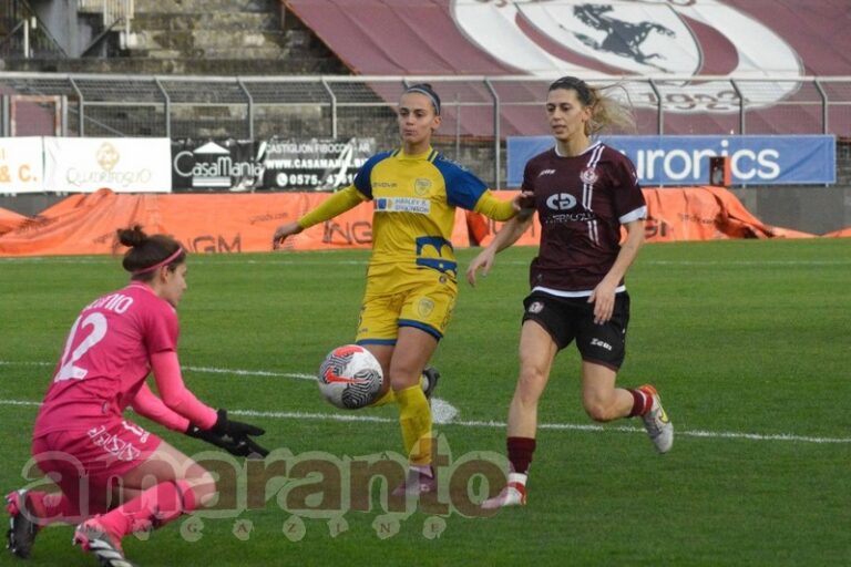 Campionato / Acf Arezzo-Chievo 1-2