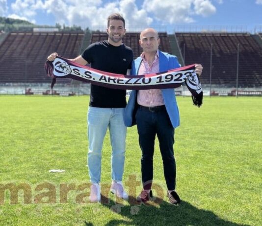 Accordo con Guccione in periodo non consentito. Ammende a Giovannini, Selvaggio e al giocatore