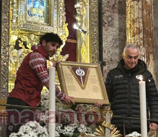 L’Arezzo in duomo per rendere omaggio alla Madonna del Conforto