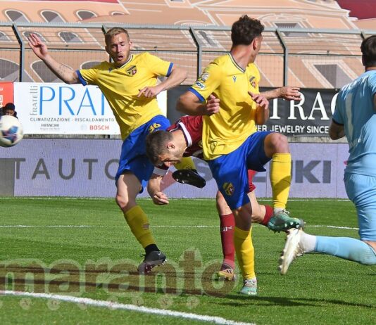 Gucci alla Casiraghi. Catanese in gol aspettando il ruolo giusto. Masetti e Donati, giornata no