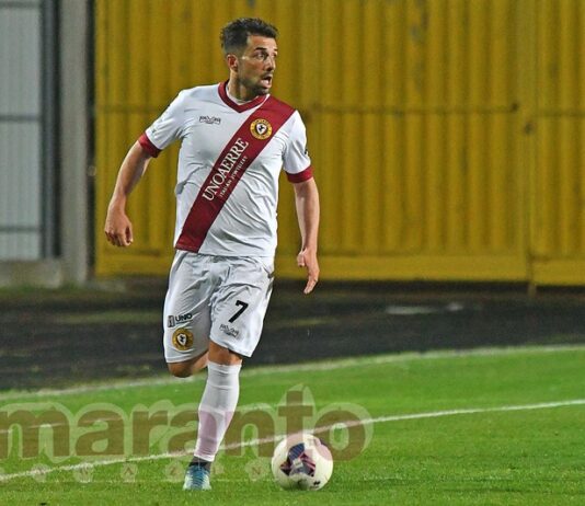 La solita mattonella, una punizione velenosa, un quasi gol. E’ di Guccione la giocata top