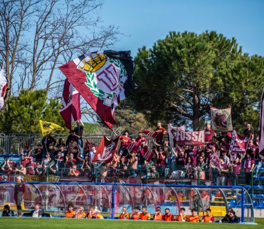 Alla buon’ora parte la prevendita per Pineto. 500 biglietti a 15 euro l’uno per i tifosi amaranto