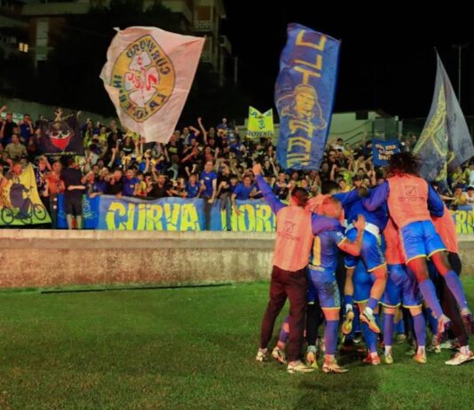 Playoff, l’Avellino crea tanto ma non sfonda. Finotto firma la vittoria della Carrarese