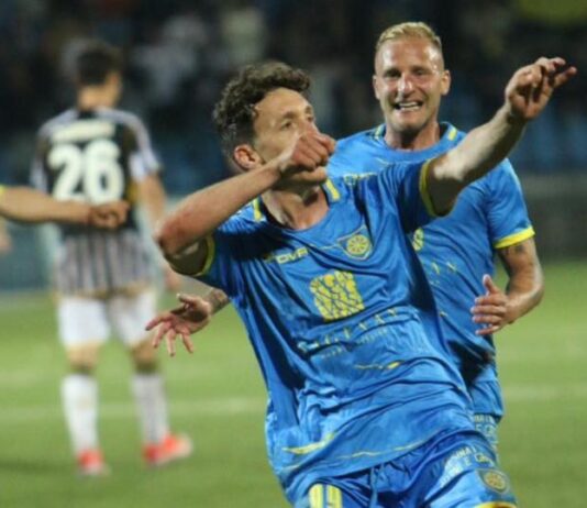 Playoff, Vicenza e Benevento ribaltano il pronostico. Avanti anche Avellino e Carrarese