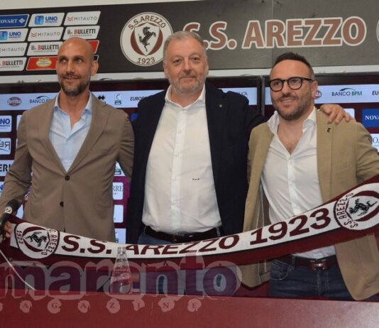 FOTOGALLERY / La presentazione alla stampa di Emanuele Troise