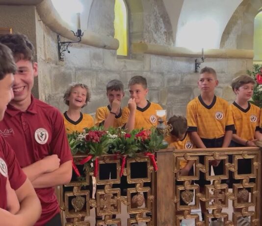 VIDEO / L’omaggio amaranto per la festa del patrono della città