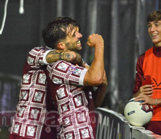 Trombini para un rigore, Guccione e Gaddini in gol. L’Arezzo per una notte è in vetta alla classifica