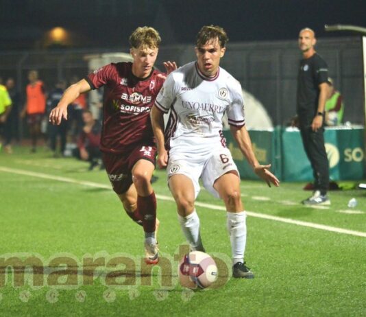 Trombini tiene su l’Arezzo, lampo di Ogunseye. Un brutto Pattarello. Tavernelli non lascia il segno
